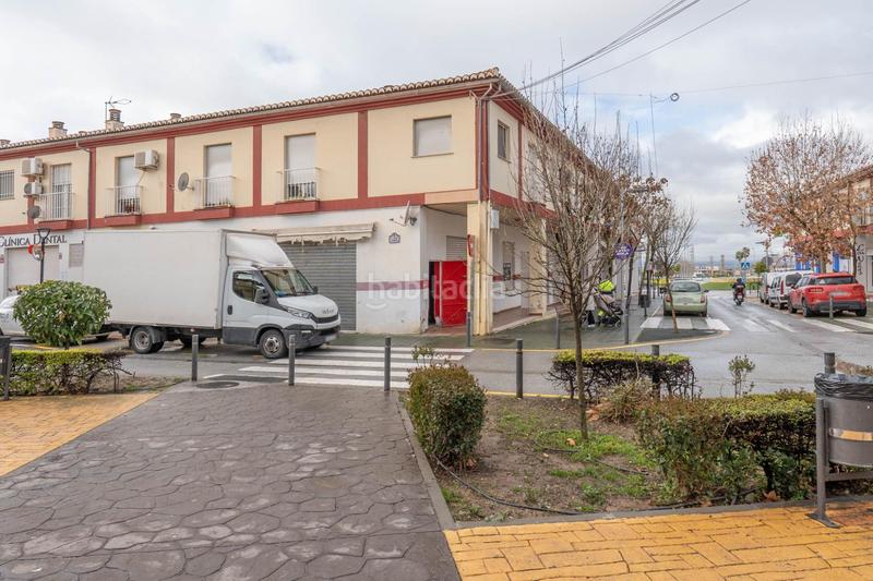 Foto ad1b52b9-5f37-4beb-a974-b0b6bb863fa2. Local comercial  en esquina en Pulianas