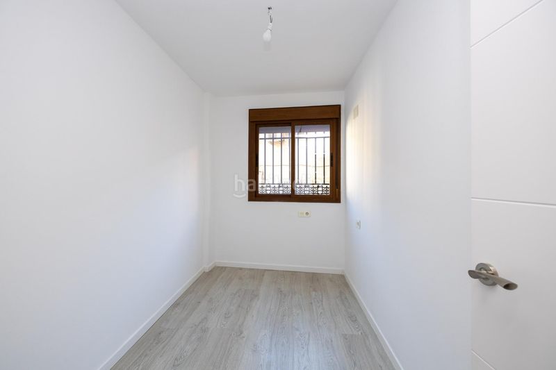 Foto a30592ed-d195-443b-ad19-f87e1b58161f. Pis amb aparcament a Atarfe