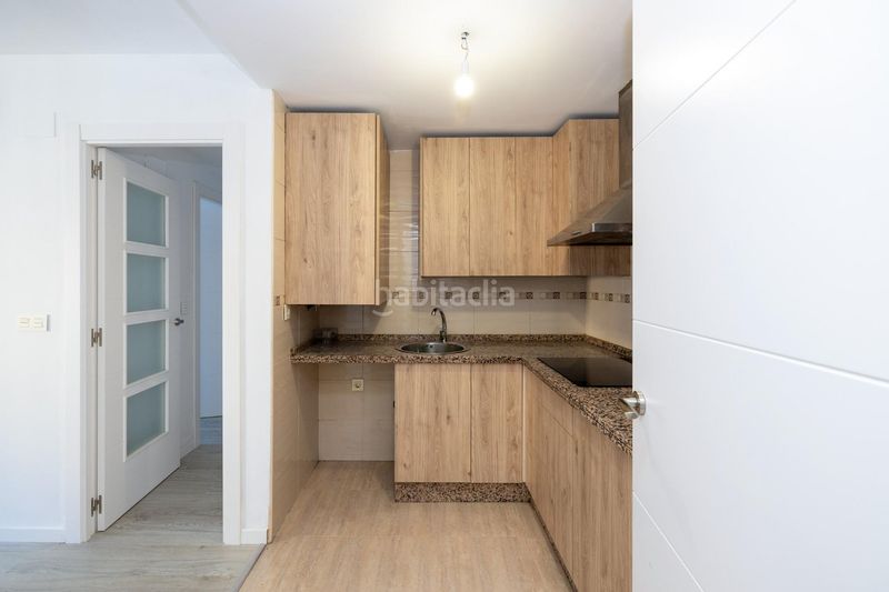 Foto bbe0c7fa-0697-4495-b635-8043c646848c. Pis amb aparcament a Atarfe