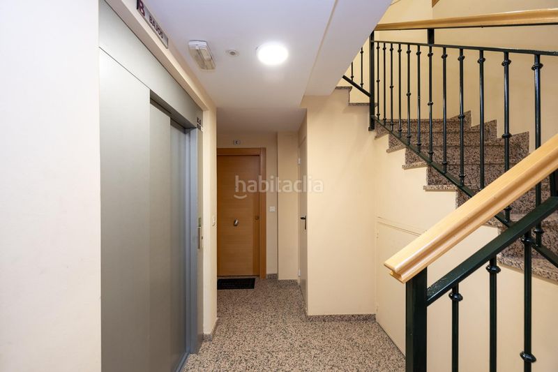 Foto d759ab6a-48a3-4ad2-8df1-4099ad65d9c9. Pis amb aparcament a Atarfe