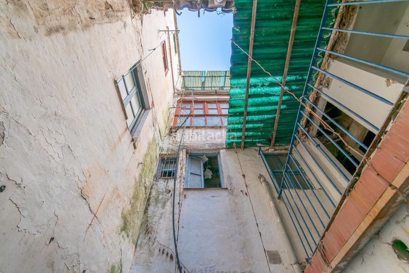 Foto fbd2aee9-a6a2-4f4d-84fe-c0f7046b1874. Edifici a Barrio de Albaicín Granada