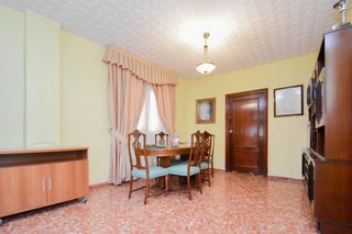 Maison  Calle de san francisco. Vivienda en esquina