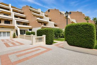 Rez-de-chaussée  Calle de montepino sur. Increíble vivienda en la herradura, montepino