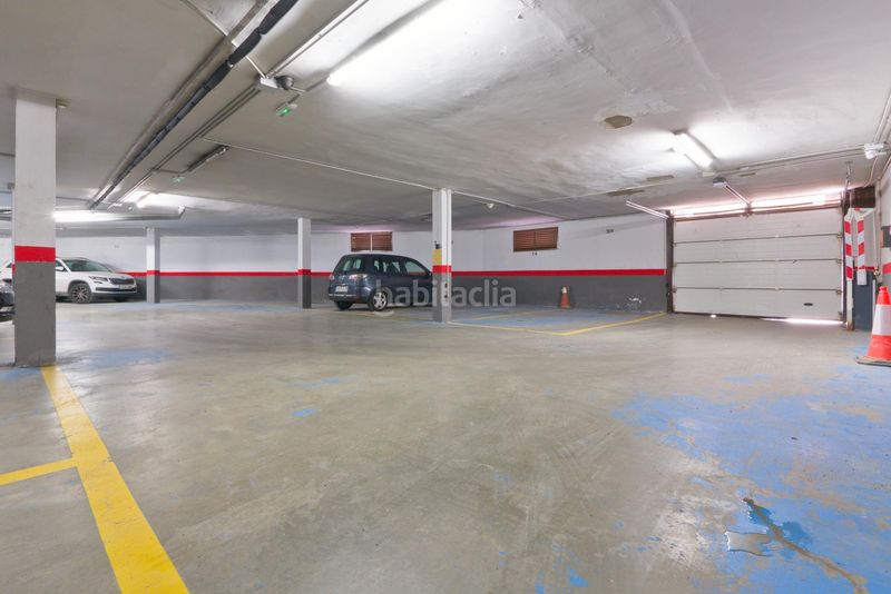 Foto e2b55ae7-5ecd-4b57-beb9-899d3f2ab8b4. Apartament amb aparcament a Zona alta Sierra Nevada