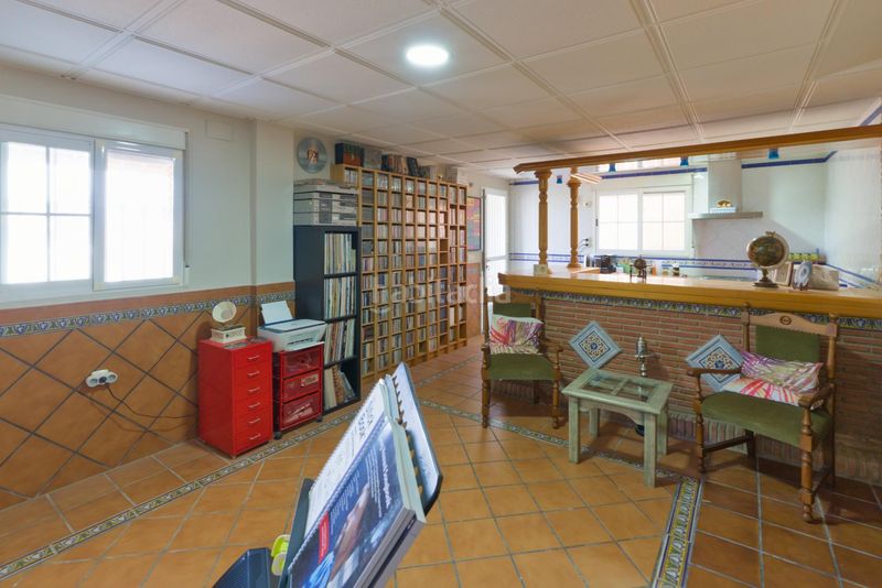 Foto b152d59f-8831-46cc-ac9e-a99858c97ac0. Casa amb calefacció aparcament a Cájar