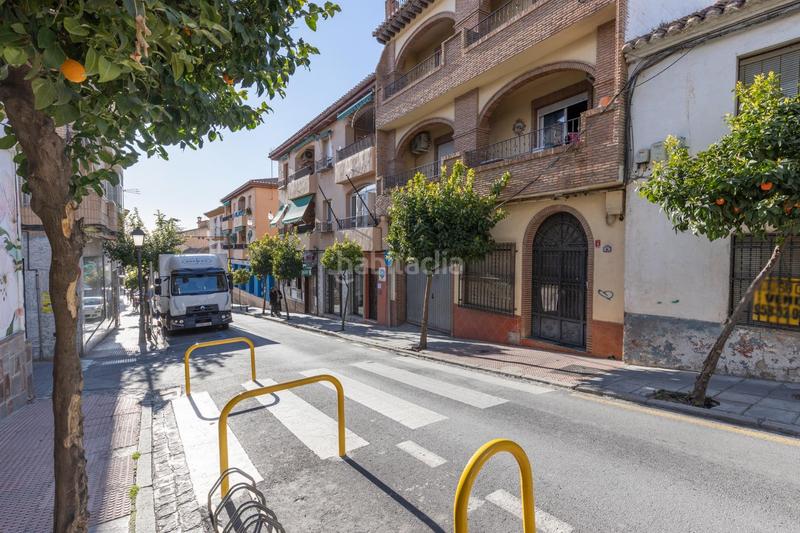 Foto 19ef7d22-88f6-44ac-b149-ee30ec1e3974. Local comercial local en calle real de huetor vega. en Huétor Vega