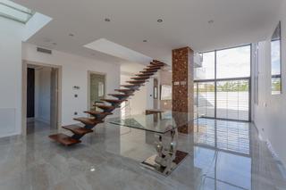 Xalet  Calle mercurio. Ponemos a la venta esta espectacular casa en la urbanización los