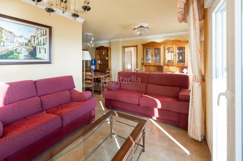 Foto 0f1ec9f6-b3a9-4f2e-b9ba-95190ea53f0b. Piso !!espectacular vivienda en primera linea de playa!! en Almuñécar