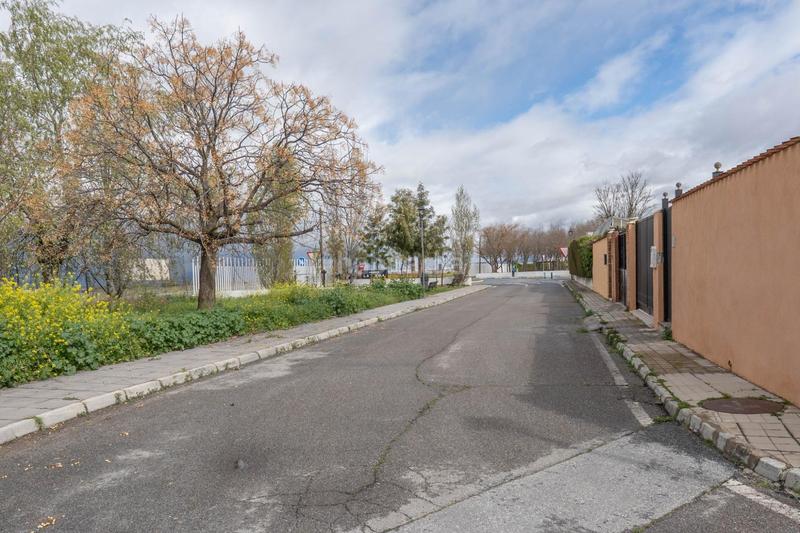 Foto c83ab26d-3e4e-4f77-ac46-641e96090328. Residential plot in Ogíjares