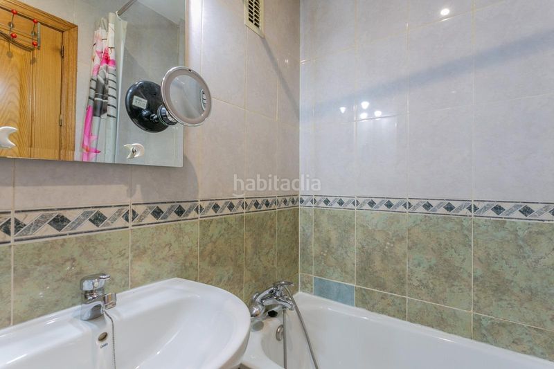 Foto 481e127a-4108-4253-9ad0-111411b439e4. Casa adossada amb aparcament a Cerrillo de Maracena - Periodistas Granada