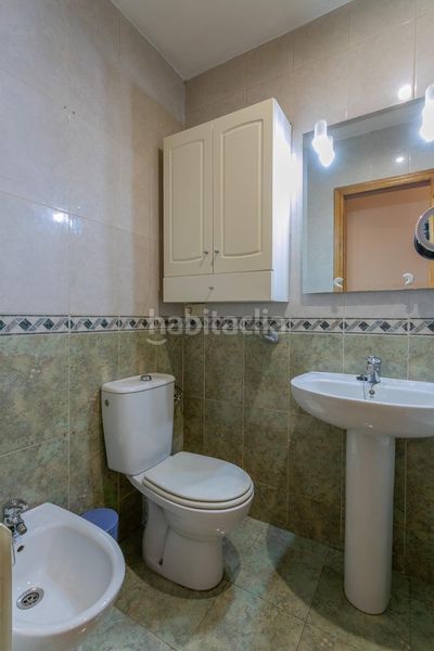 Foto a6890dbf-1414-4809-ab60-8e0e74e0d408. Casa adossada amb aparcament a Cerrillo de Maracena - Periodistas Granada