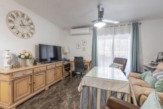Pis  Calle de la jumilla. Vivienda de  2 dormitorios en el centro de maracena, a 5 min del
