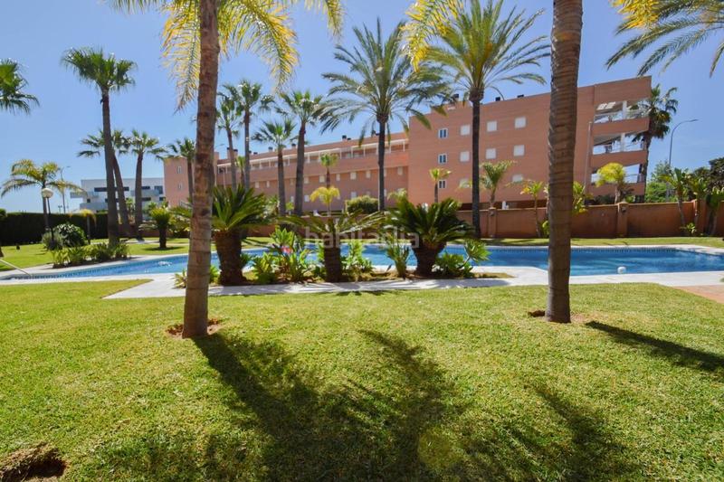 Foto 056087f2-b02f-4dd3-b006-f36569bd406c. Appartamento con parcheggio piscina in Salobreña costa Salobreña