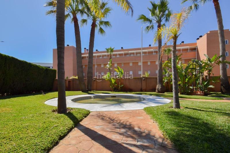 Foto b5fd98e2-1c32-42f1-a5e1-7aa2f30187a7. Appartamento con parcheggio piscina in Salobreña costa Salobreña