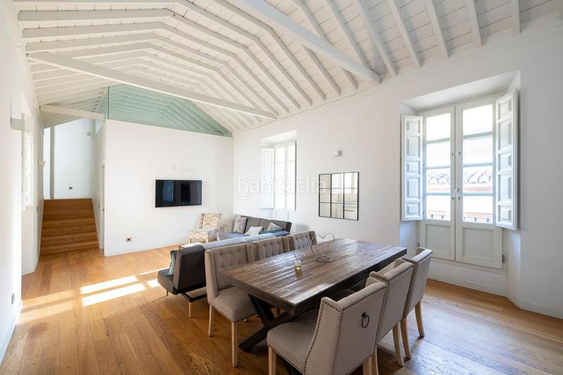 Foto d79d2e9c-4759-4d1e-9420-628718859cf4. Dúplex impresionante piso en dos alturas en el corazón en Granada
