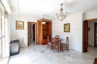 Attique  Calle de maría de maeztu. !!fantástica vivienda ático en urbanizacion con piscina y garaje