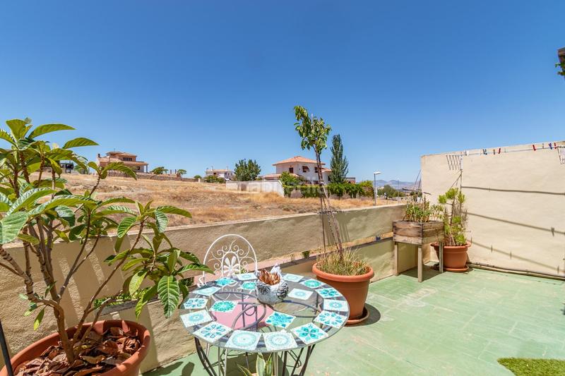 Foto 51bfafa5-e8b6-4c8e-b6d3-fcd406297874. Semi detached house with parking pool in San Francisco - El Chorrillo Gabias (Las)