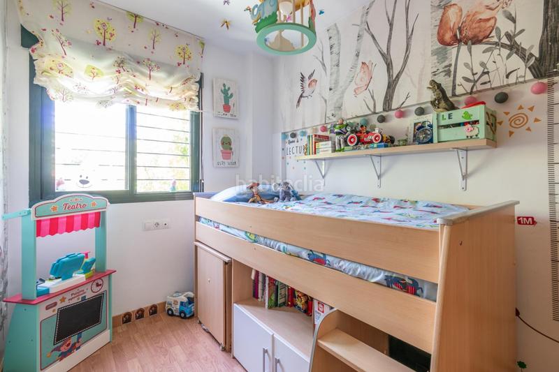Foto 63df7284-9c11-49f6-bcde-14b99c563945. Semi detached house with parking pool in San Francisco - El Chorrillo Gabias (Las)