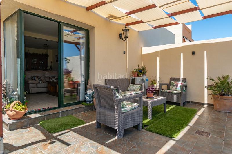 Foto 7fcd2c6c-476a-43c0-97de-6f078384485d. Semi detached house with parking pool in San Francisco - El Chorrillo Gabias (Las)