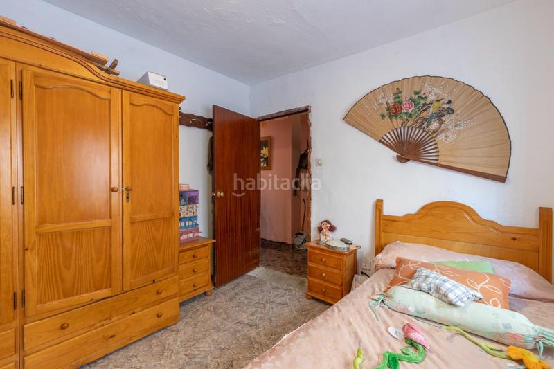 Foto 8ce5fc98-e440-4b80-9805-1d7ca3f52747. Casa oportunidad amplia casa de 250 m para reformar a tu gusto en Armilla