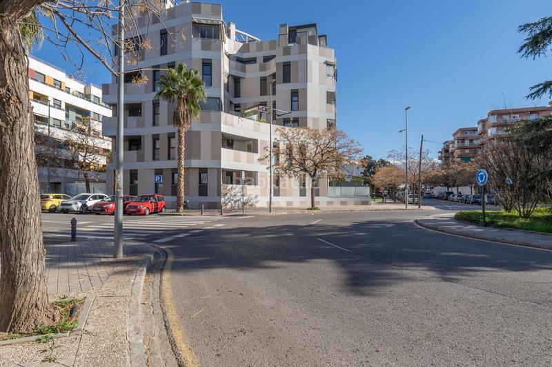 Foto 249e6a64-5d76-44ec-a51a-743e0c01f4d5. Piso en calle de josé luis pérez pujadas piso premium con piscina y garaje en zona forum junto a la ciudad de la justicia en Granada