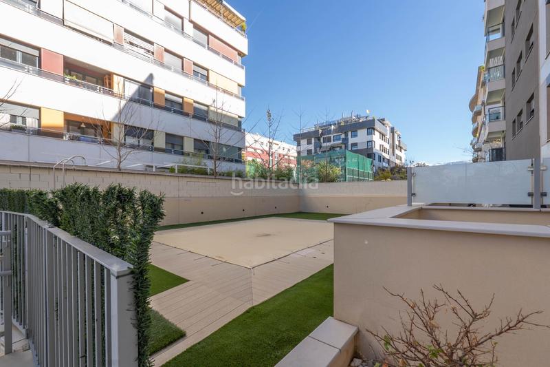 Foto 599d9be3-ceeb-4c2d-842c-9593dfca209b. Piso en calle de josé luis pérez pujadas piso premium con piscina y garaje en zona forum junto a la ciudad de la justicia en Granada