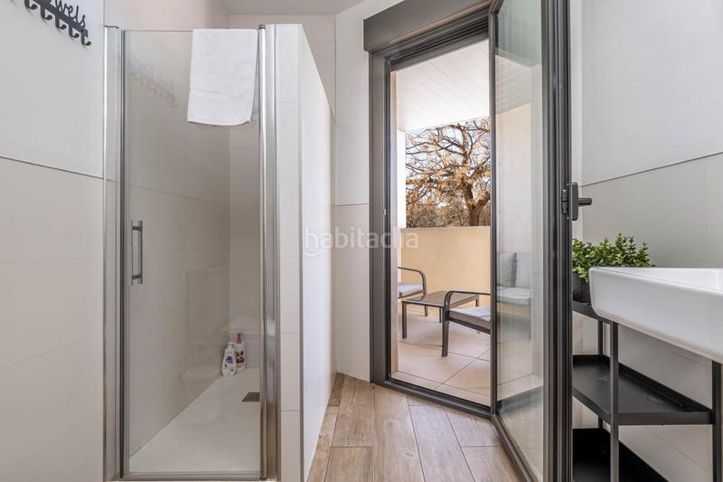 Foto 972537cf-e450-4329-a891-c1b8b6e021eb. Piso en calle de josé luis pérez pujadas piso premium con piscina y garaje en zona forum junto a la ciudad de la justicia en Granada