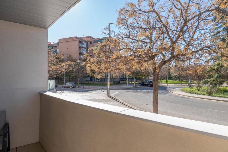 Foto ad7b2125-d471-4030-9079-dcb50eebf71c. Piso en calle de josé luis pérez pujadas piso premium con piscina y garaje en zona forum junto a la ciudad de la justicia en Granada