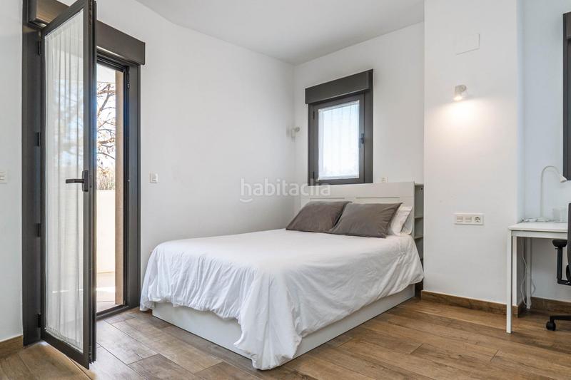 Foto d2c03782-9a1c-4171-9c0d-6124b325ccdb. Piso en calle de josé luis pérez pujadas piso premium con piscina y garaje en zona forum junto a la ciudad de la justicia en Granada