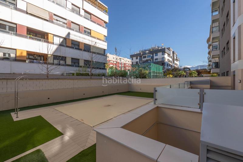 Foto e002f3c7-ea19-4ab4-92af-1071028b53e6. Piso en calle de josé luis pérez pujadas piso premium con piscina y garaje en zona forum junto a la ciudad de la justicia en Granada