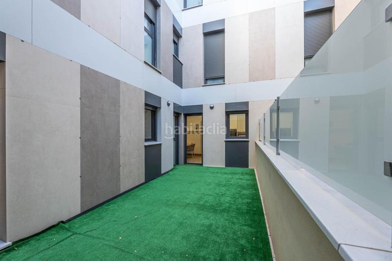 Foto f606bcf8-c7e8-47e6-ab7b-3d29558f6047. Piso en calle de josé luis pérez pujadas piso premium con piscina y garaje en zona forum junto a la ciudad de la justicia en Granada