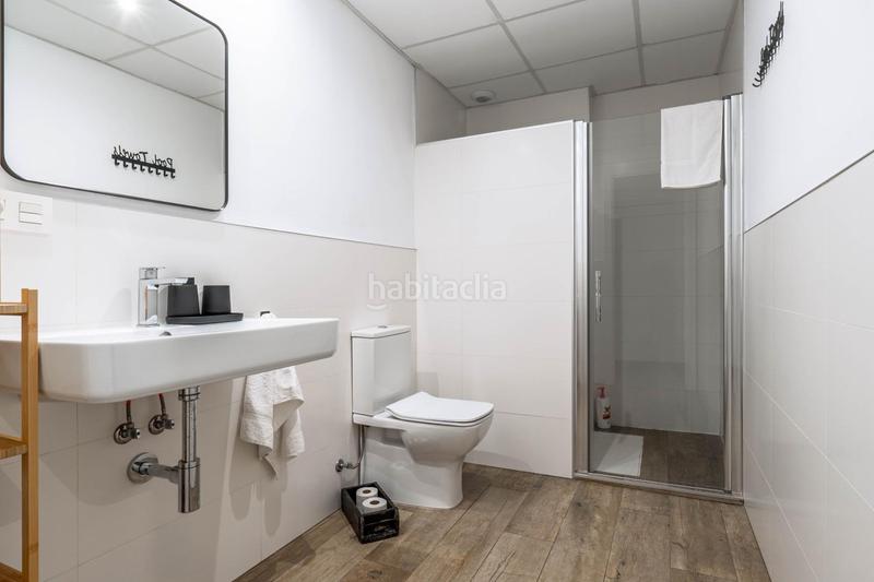 Foto fd22bf0d-9909-477b-aac1-a2240ba3d532. Piso en calle de josé luis pérez pujadas piso premium con piscina y garaje en zona forum junto a la ciudad de la justicia en Granada