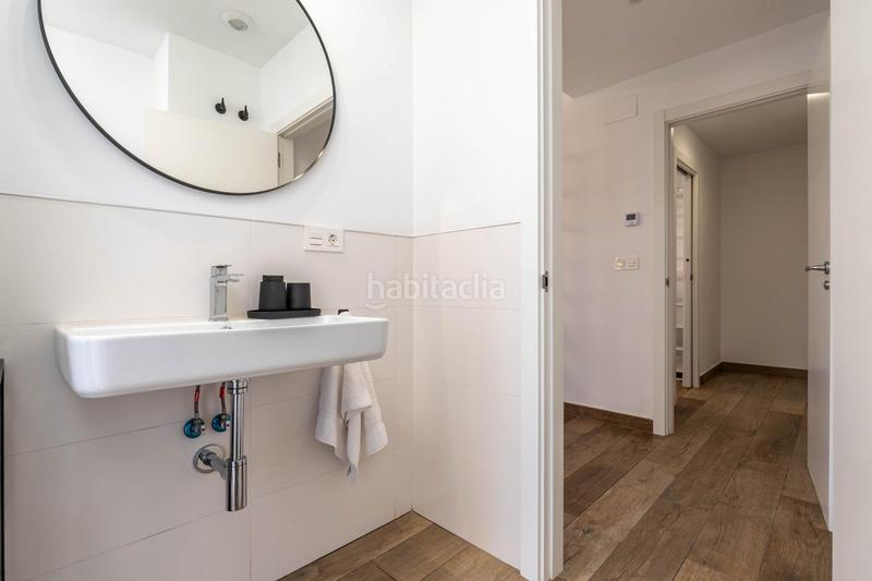 Foto fd8a996c-c1ab-49bb-9c54-5b0906f9547f. Piso en calle de josé luis pérez pujadas piso premium con piscina y garaje en zona forum junto a la ciudad de la justicia en Granada