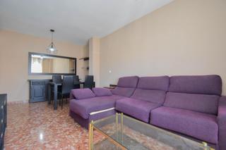 Appartement  Calle de pérez galdós. Piso con plaza de garaje y trastero incluido