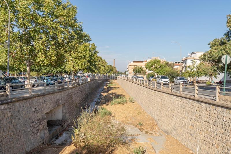 Foto 86a81adf-1f4a-4429-a145-84502c553b20. Geschäftsraum in Campus de la Salud Granada