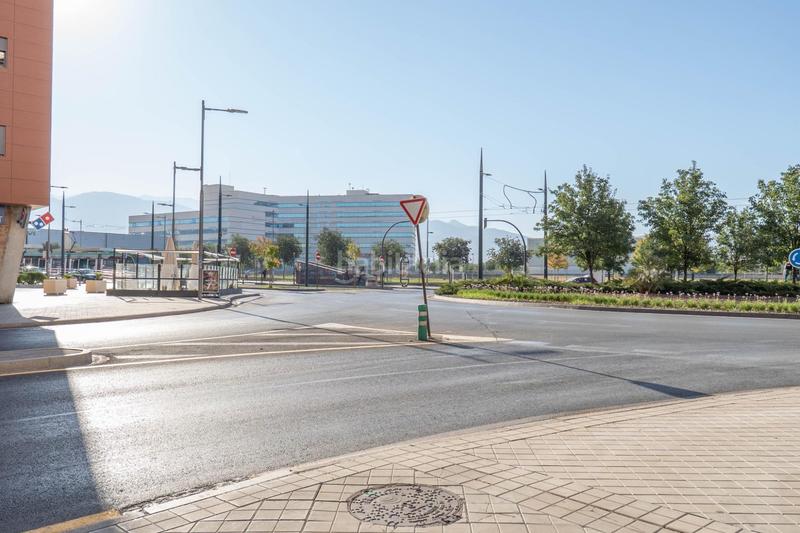 Foto dd174513-ccaa-43b3-ae8b-e14c54d4ac00. Geschäftsraum in Campus de la Salud Granada