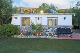 Casale  Llano de huenes. Cortijo en el llano de huenes, monachil