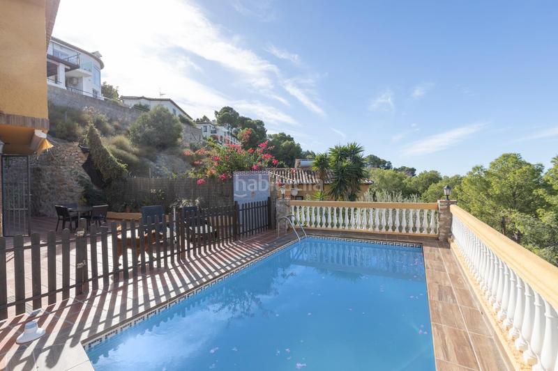 Foto 0f1fc658-8cdc-4124-985f-378311e006d0. Xalet amb calefacció aparcament piscina a Velilla - Velilla Taramay Almuñécar