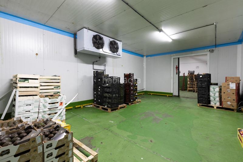 Foto 4c4ea297-0bc2-471d-92b6-b2ca91d3b570. Capannone industriale in Almuñecar centro Almuñécar