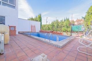 Casa aparellada  Calle de los jardines. Cuando el espacio, la privacidad y el aire libre se juntan pasa