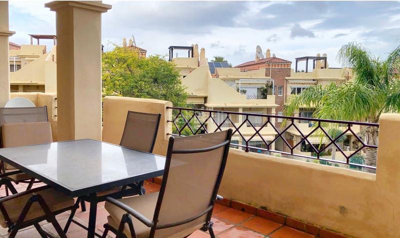 Foto 931d0607-9557-48bc-b2b4-99ae11e44c31. Piccolo appartamento in camino de brijan 76 in Bel - Air Estepona