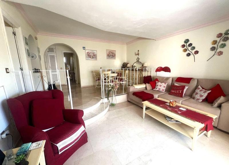 Foto f25a433b-9467-4488-baf7-0e9e70a200b1. Appartement dans calle azahar 51 dans Paraiso - Barronal Estepona
