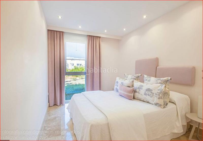 Foto 07c2bd71-9e62-43e8-a3a1-11f0c240234d. Piso en calle del mármol 164 su vivienda en punta paloma en Manilva