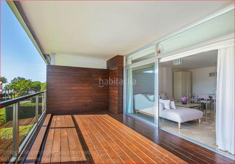 Foto 252af5cb-4e91-4bf6-86aa-8118251fae7e. Piso en calle del mármol 164 su vivienda en punta paloma en Manilva