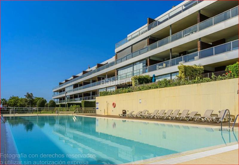 Foto 6269fa8e-2134-4c51-8078-2ead38781be2. Piso en calle del mármol 164 su vivienda en punta paloma en Manilva