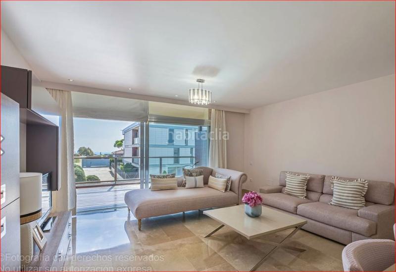 Foto 7167471a-0d43-4451-8d46-68b1260885ce. Piso en calle del mármol 164 su vivienda en punta paloma en Manilva