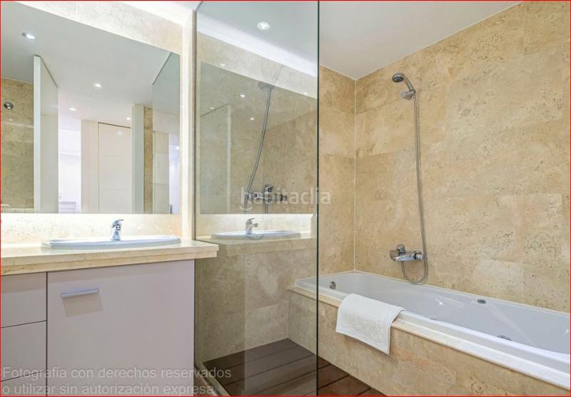 Foto dc94b784-9790-4682-9cbe-be41ee31607a. Piso en calle del mármol 164 su vivienda en punta paloma en Manilva