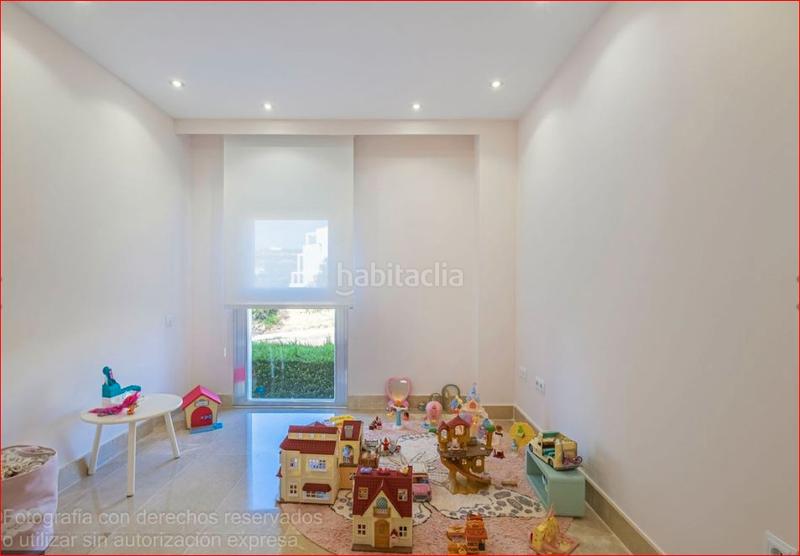 Foto f1da7465-d331-418b-b5dd-36c26ebfe937. Piso en calle del mármol 164 su vivienda en punta paloma en Manilva