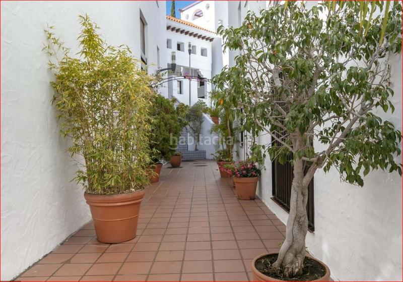 Foto a3c2328f-2c7e-4a4a-b8e7-bf4dcf594888. Dachwohnung in calle las ventas 16 in Las Brisas Marbella