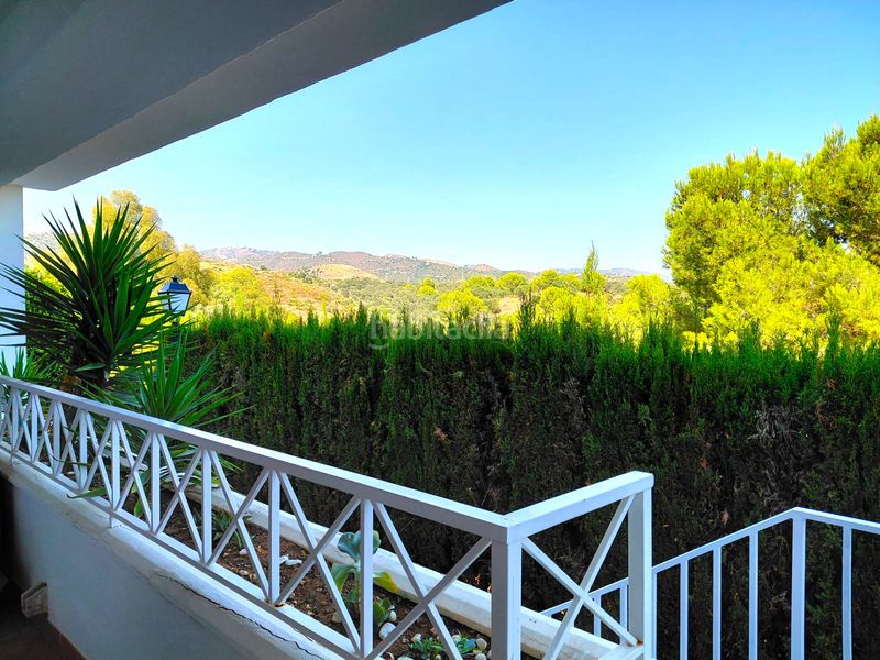 Foto 5a34ab54-3ed2-4a91-8da4-3382546be337. Pis a avenida de la alcudia 91 a bahía de Marbella Marbella